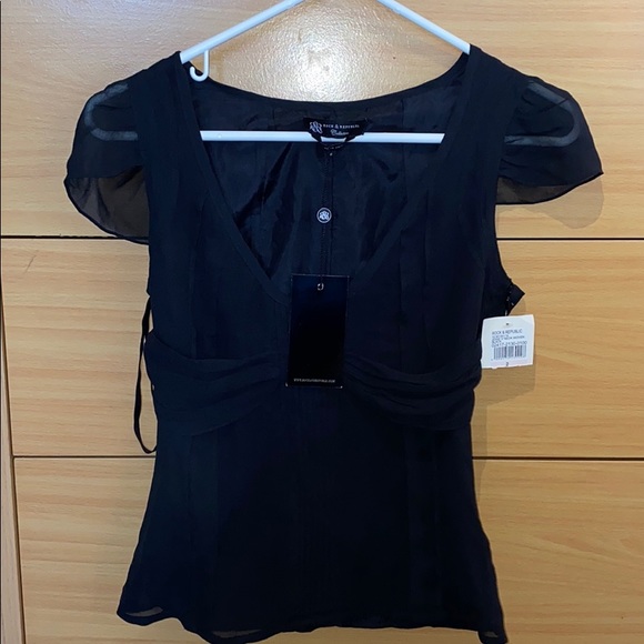 NWT Rock & Republic Collection Black Silk Top sz2 - Picture 1 of 5